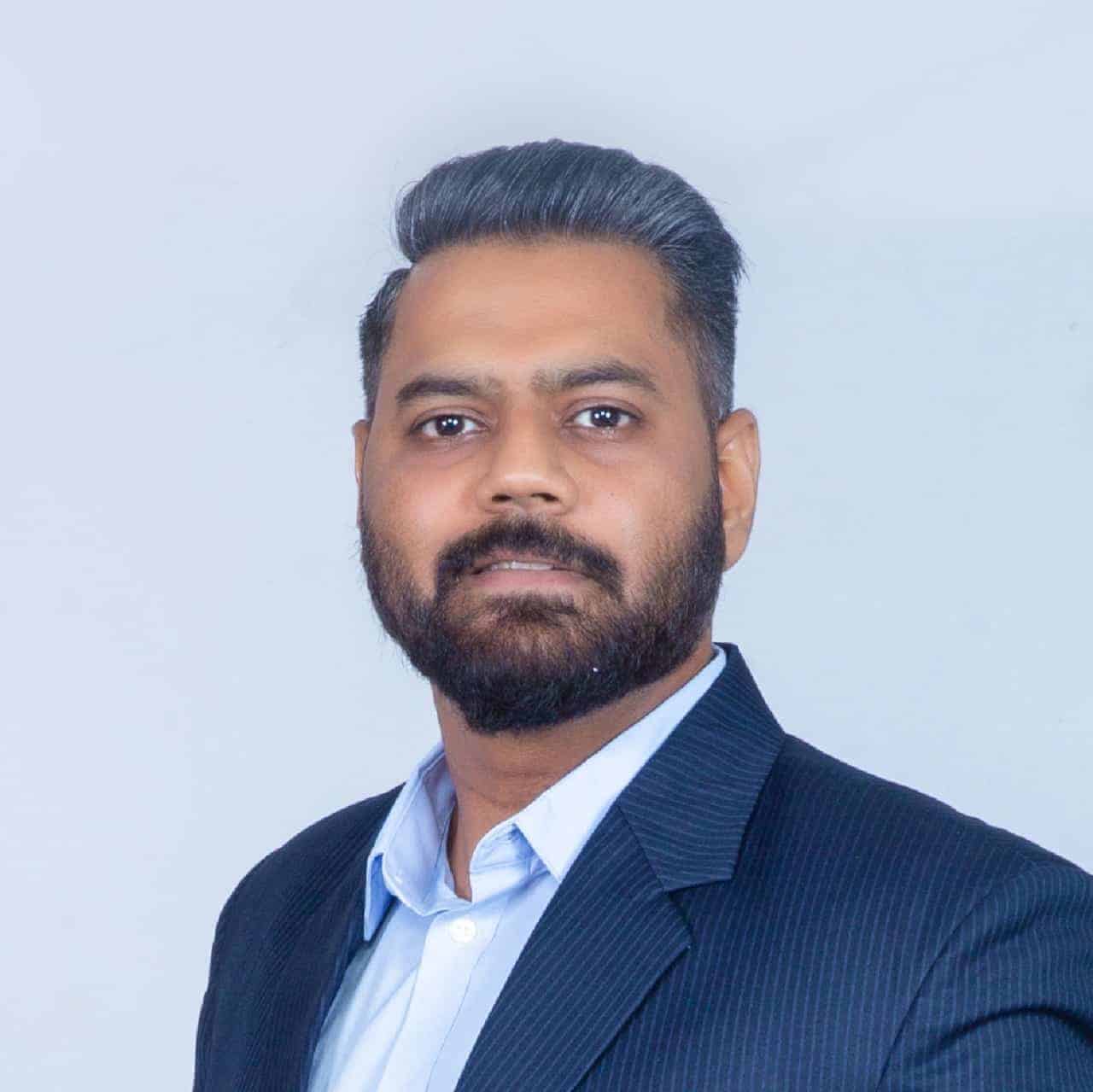 Manoj-Kumar-Global-Head-Sales-Marketing-CyRAACS